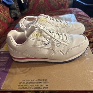 FILA Womens  Retro Walking Shoes White Red Blue Size 8.5